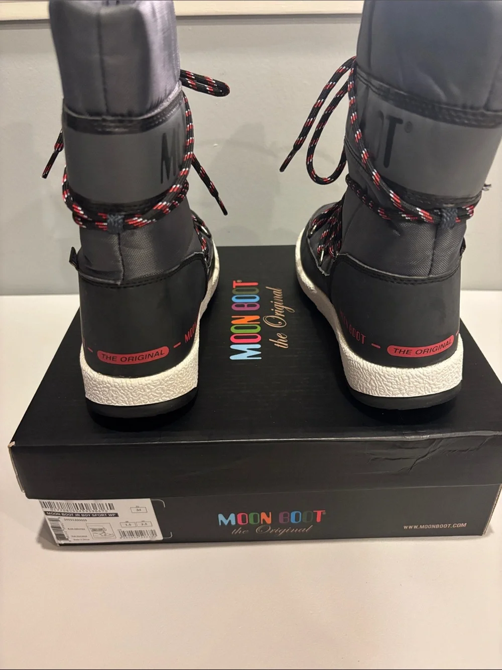 Moon Boot Kids Gray Winter Boots with Red-Detail Laces